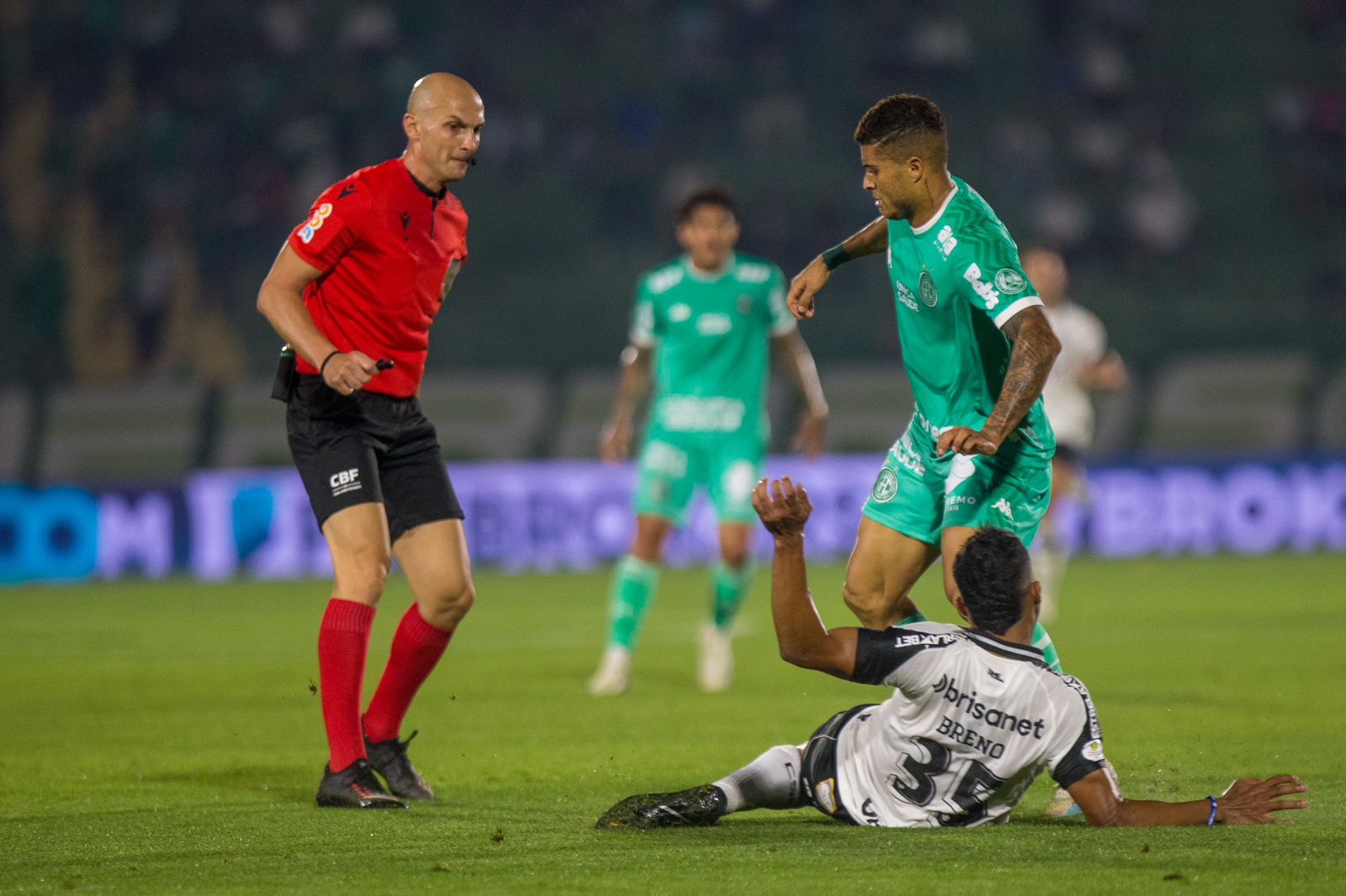 Guarani 0x0 Ceará: empate sem gols frustra festa da torcida no Brinco