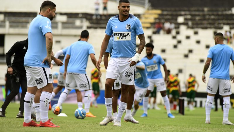 Ponte Preta: Jeh volta depois de três meses e acirra disputa pela titularidade no ataque