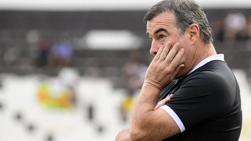 ABC 2 x 0 Ponte Preta: derrota para o lanterna aumenta pressão para demissão de Pintado