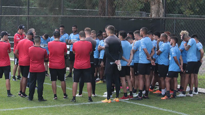 Ponte Preta: diretoria vai reunir elenco para propor pacto e discutir premiação em reta final