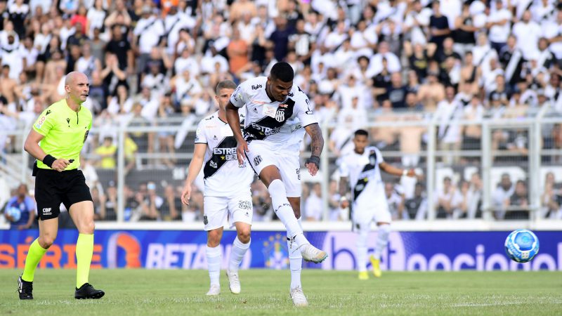 Ponte Preta: Brigatti perde trio por suspensão para enfrentar o Ituano