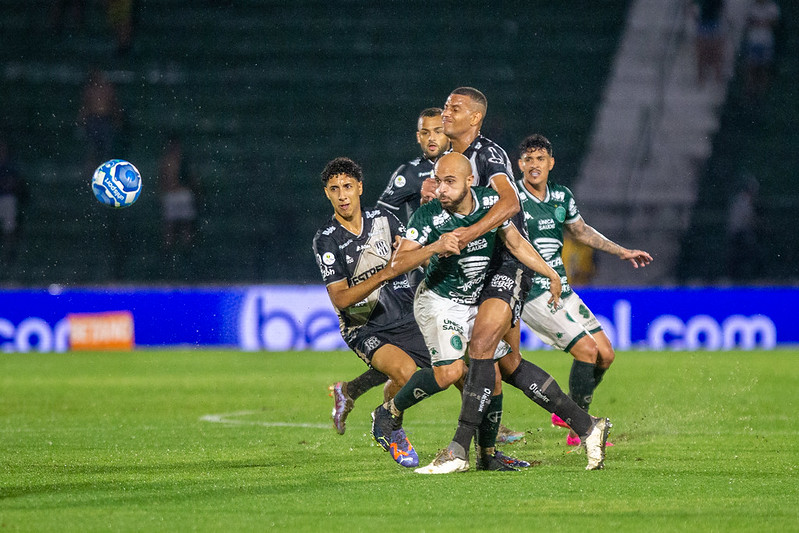 Você acredita? Veja chances de Guarani e Ponte Preta na reta final da Série B