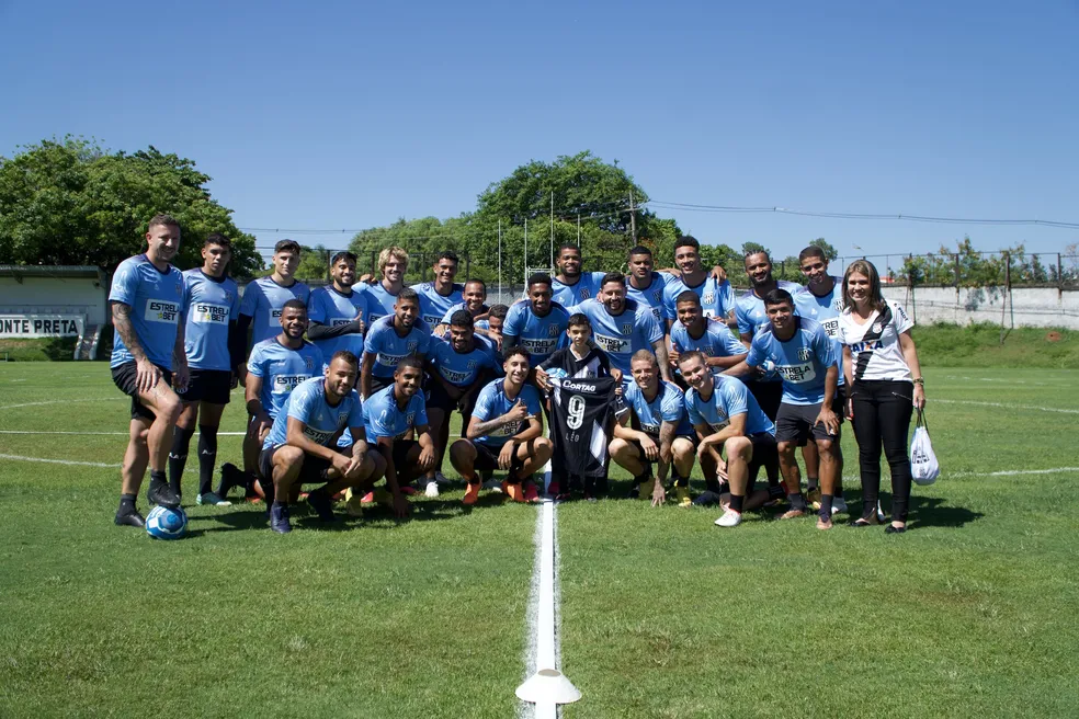 Ponte Preta: após choro, Leonardo é convidado para conhecer o elenco