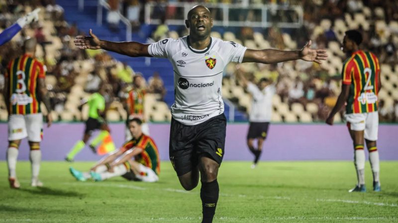 Guarani: Vagner Love entra em pauta, mas concorrência é entrave