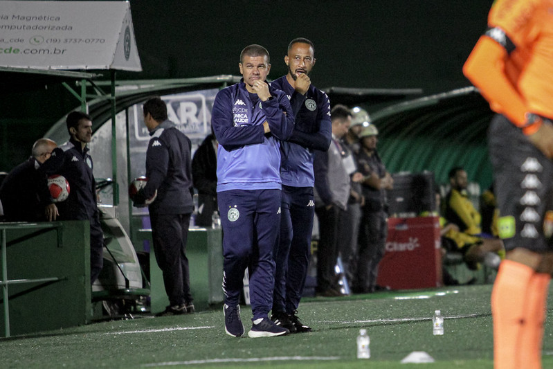 Guarani: Louzer tenta evitar pior jejum da carreira de técnico contra o Ituano