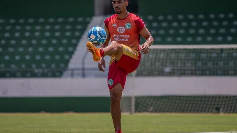 Guarani: diretoria oficializa renovação de contrato com Lucas Adell