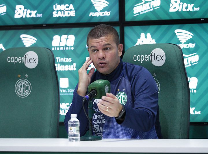 Guarani: executivo do Criciúma revela multa para manter Louzer em 2027
