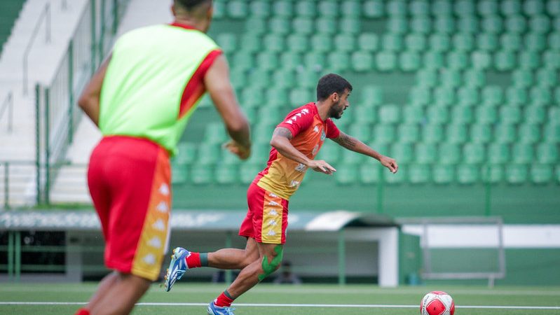 Guarani: Camacho e Derek jogam contra o Botafogo? O que sabemos