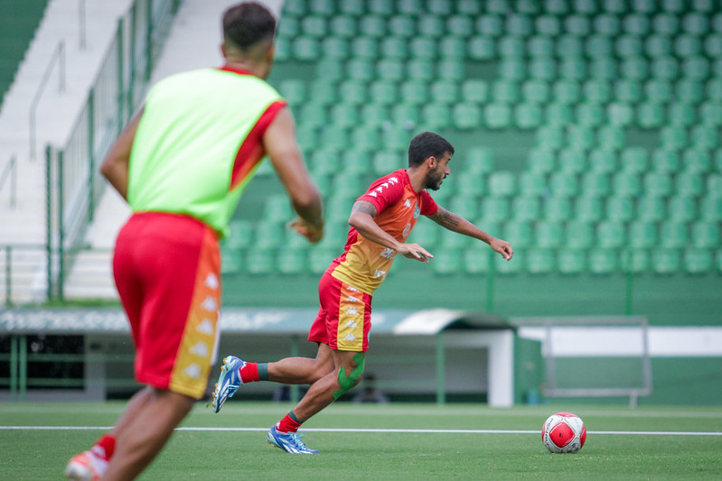 Guarani: Camacho e Derek jogam contra o Botafogo? O que sabemos