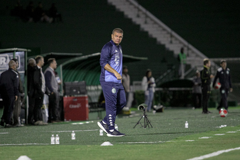 Guarani: “derrota que não vai nos deixar dormir”, diz Louzer sobre jogo com Mirassol