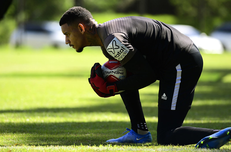 Ponte Preta: Pedro Rocha é o goleiro com mais defesas difíceis no Paulistão