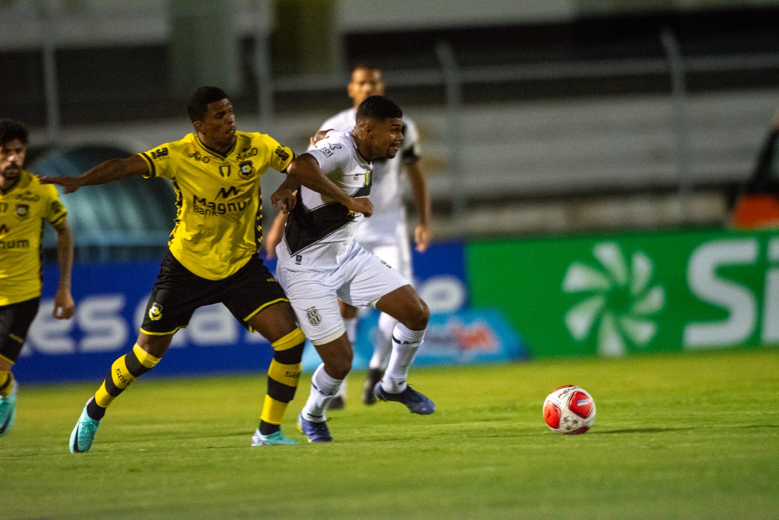 Ponte Preta 3×3 São Bernardo: jogo de seis gols impede primeira vitória no Majestoso