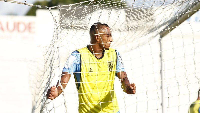 Ponte Preta: inscrito, Venícius é apresentado e promete “ousadia” com a camisa da Macaca