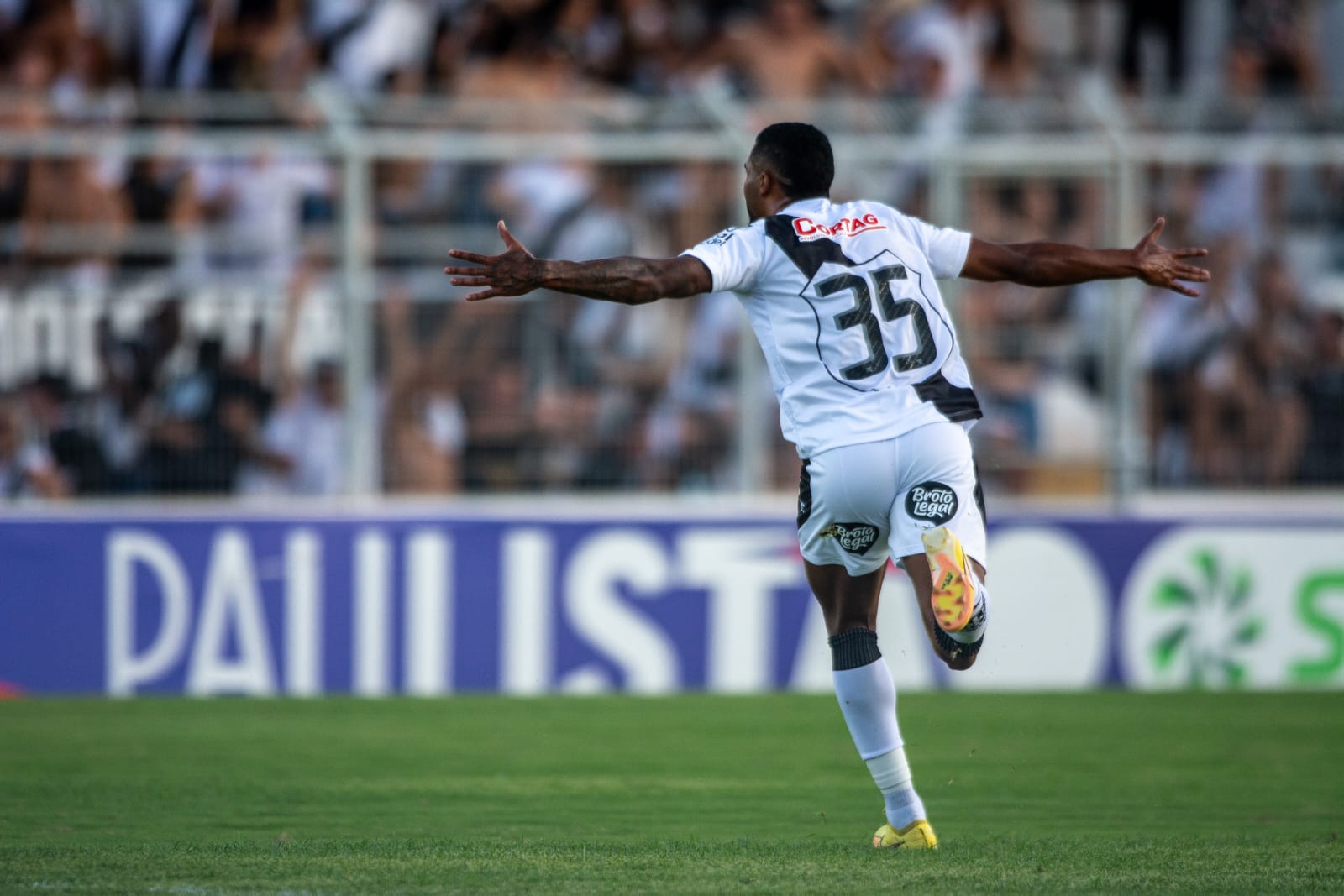 Ponte Preta: após “susto” com Gabriel Novaes, Macaca espera força máxima em jogo decisivo