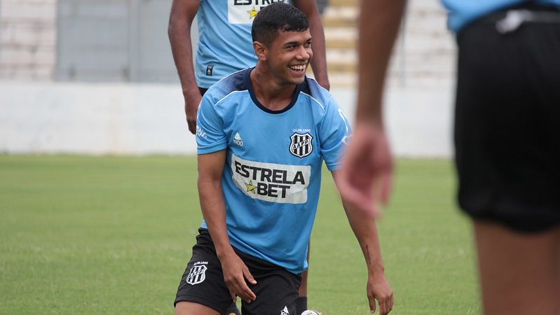 Ponte Preta: Paul Villero é liberado para fechar com time da Série C