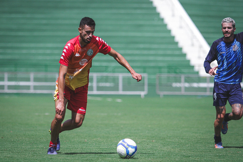 Guarani: primeiro teste com Régis e Luan Dias deixa Claudinei animado para Série B