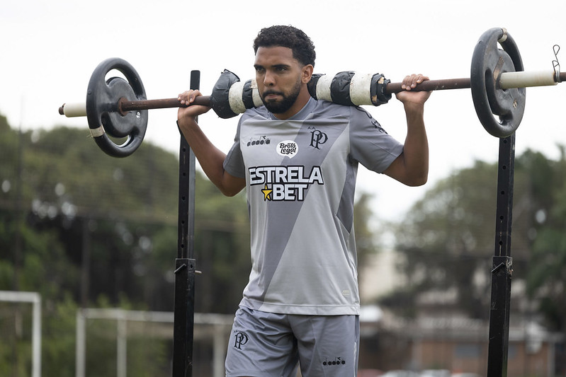 Ponte Preta: ex-parceiro de Rodrygo no Santos, reforço vê Série B como “oportunidade da vida”