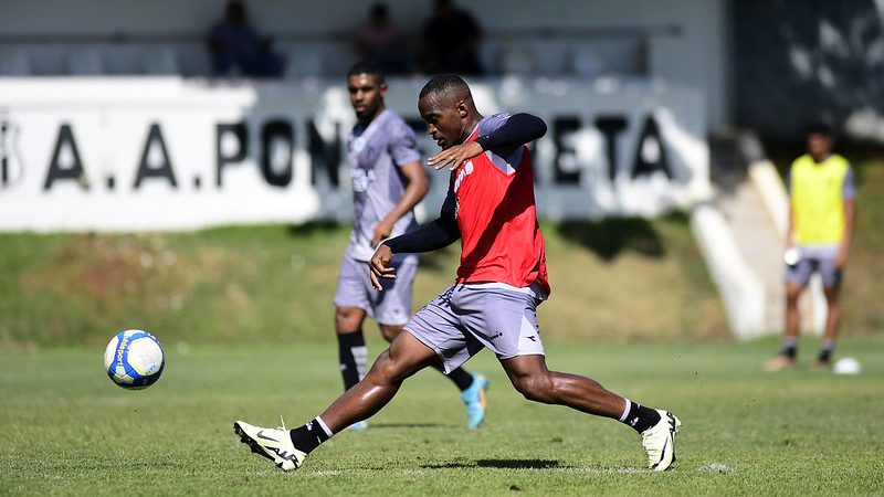 Ponte Preta: Emerson Santos é liberado, mas Nelsinho tem desfalques contra o Ceará