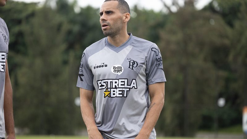 Ponte Preta: Dudu Vieira defende Jeh e se coloca à disposição para jogar como meia