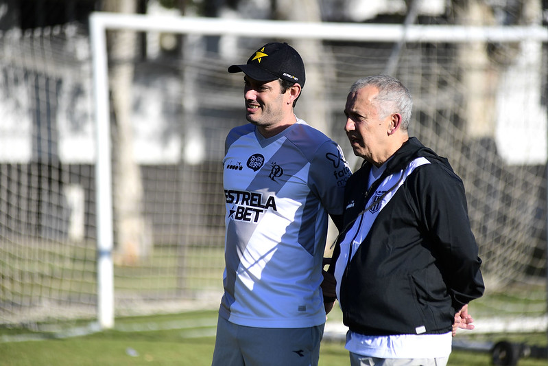 Ponte Preta: Nelsinho detalha conversa com Elvis e compara com “Neto do Corinthians”