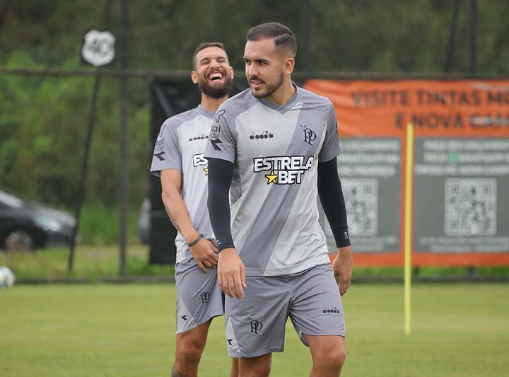 Ponte Preta: Luís Haquin é a principal novidade na lista de relacionados; preparação segue em Itu