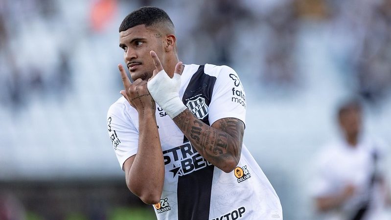 Ponte Preta: Jeh interrompe seca de oito jogos e marca após quatro meses