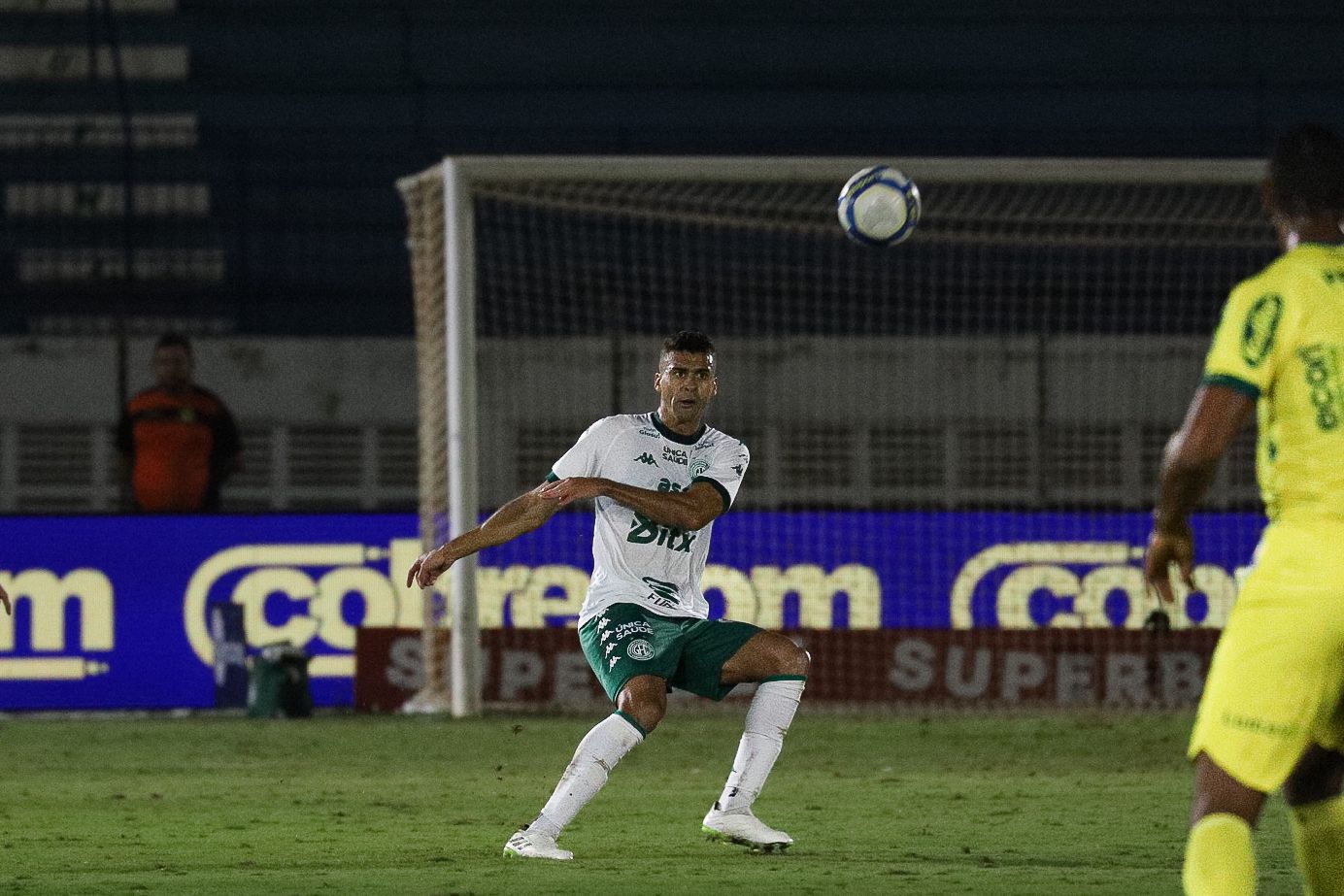 Guarani: clube faz acordo com zagueiro e segura porcentagem para futura negociação