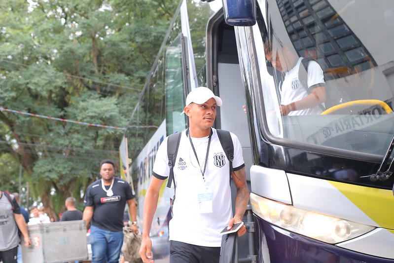 Ponte Preta: Thiago Oliveira agrada Nelsinho e pode receber chance na Série B