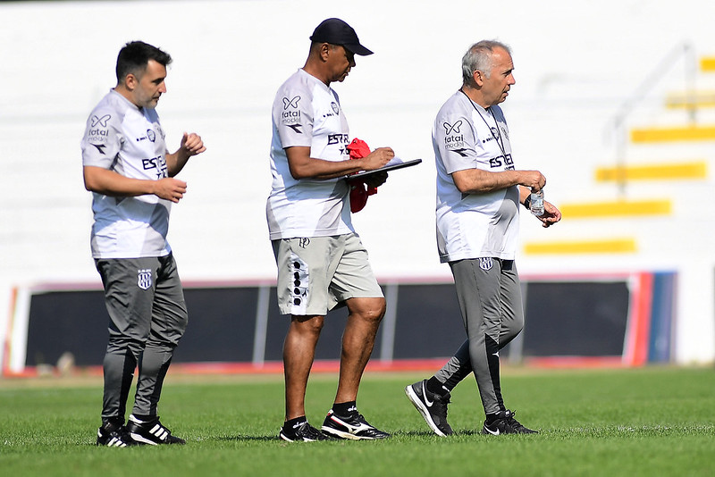 Ponte Preta: em maratona de jogos, comissão técnica aposta na força do grupo para sequência da Série B