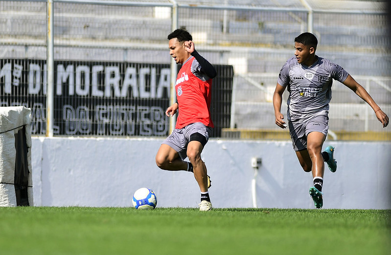 Ponte Preta: Nelsinho perde lateral, mas conta com retorno de dupla para enfrentar o Operário-PR