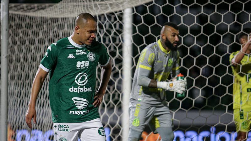 Guarani: sem marcar há cinco jogos, Caio Dantas vê artilharia da Série B ameaçada