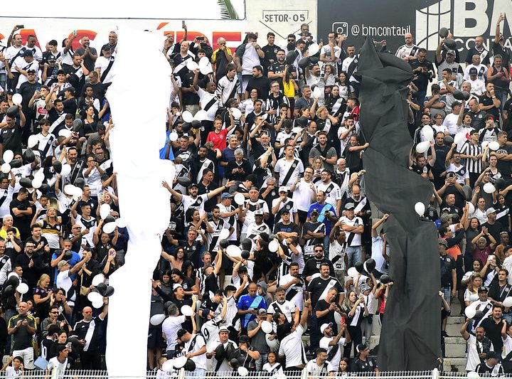 Ponte Preta: público do dérbi 208 bate recorde do ano e entra no top-3 dos clássicos com torcida única