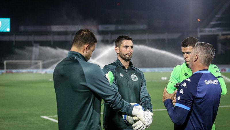 Guarani: reformulação deve começar pela posição de goleiro