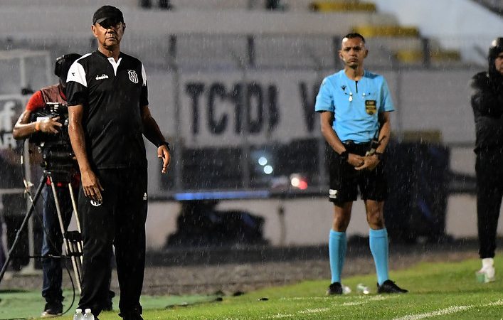 Ponte Preta: Nenê Santana vê placar mentiroso e diz que “time foi bem” em derrota