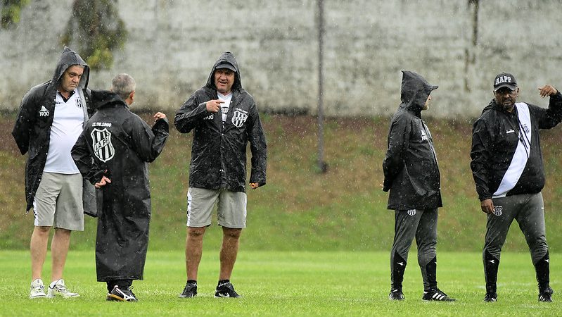 Ponte Preta: DM libera quatro jogadores para estreia de Brigatti