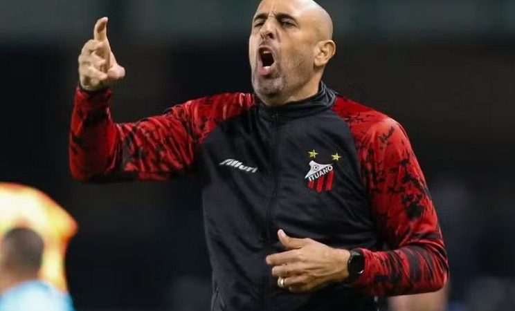 Guarani: diretoria sonda ex-goleiro Douglas para substituir Marcelo Cordeiro