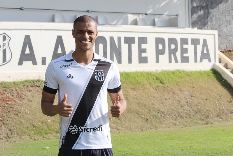 Ponte Preta: sem acerto financeiro, ex-Atlético-MG não fica para a próxima temporada