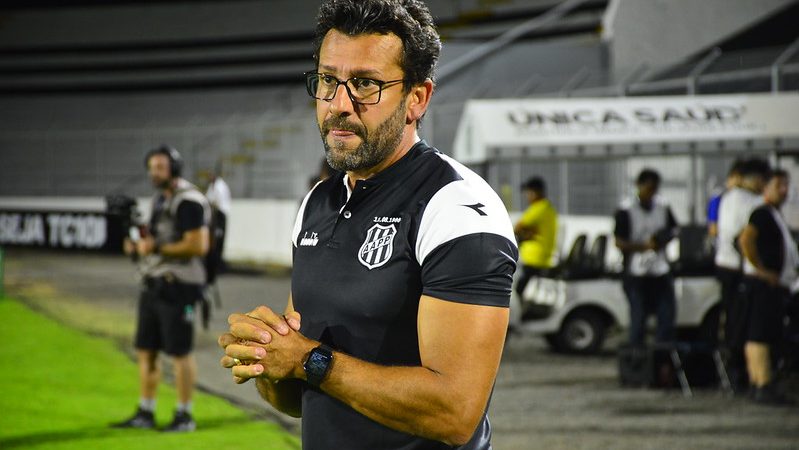 Ponte Preta: Valentim elogia desempenho e resultado em nova vitória na Série C