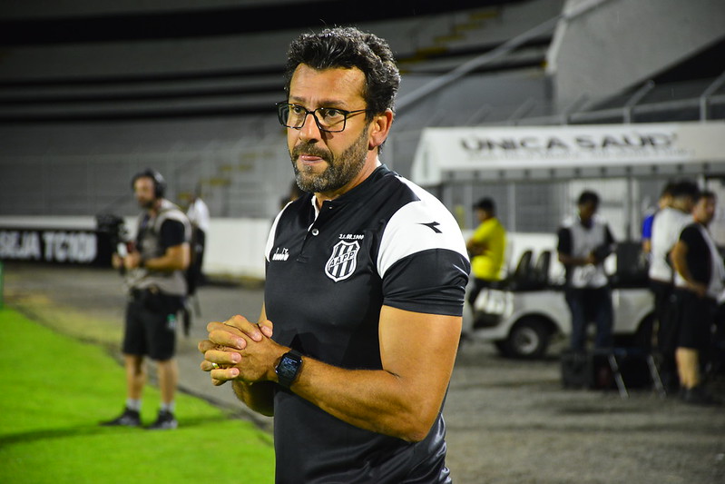 Ponte Preta: Valentim elogia desempenho e resultado em nova vitória na Série C