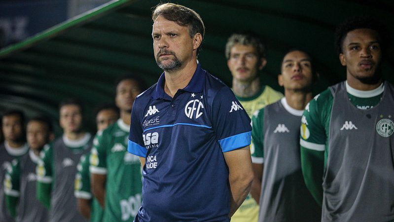 Guarani: veja os pendurados do Bugre antes do dérbi 209