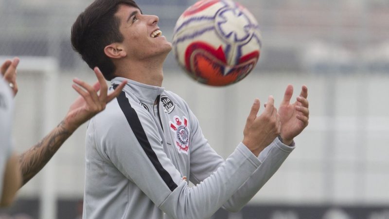 Por onde anda? Chileno ex-Ponte e Corinthians busca recomeço em Goiânia