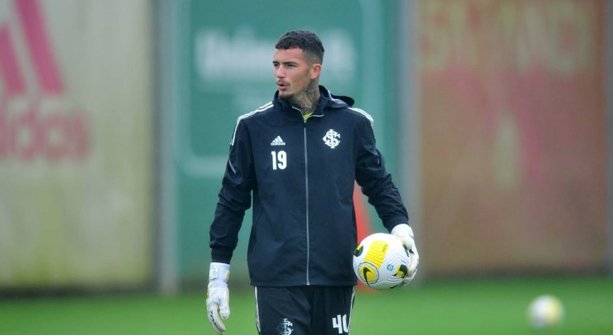 Guarani: ex-Internacional é contratado para acirrar disputa no gol