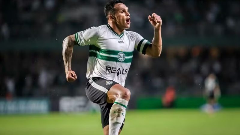 Guarani: ex-São Paulo e Coritiba entra na mira para o sistema ofensivo