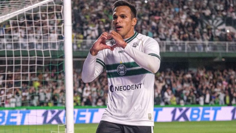 Guarani: Novorizontino entra na briga por Robson, ex-Coritiba