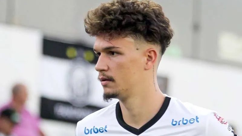 Guarani: negociação com Jhonatan Silva não avança e diretoria negocia com outro zagueiro