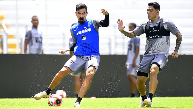 Ponte Preta: com propostas de outros times, Saimon e Cristiano deixam o Moisés Lucarelli