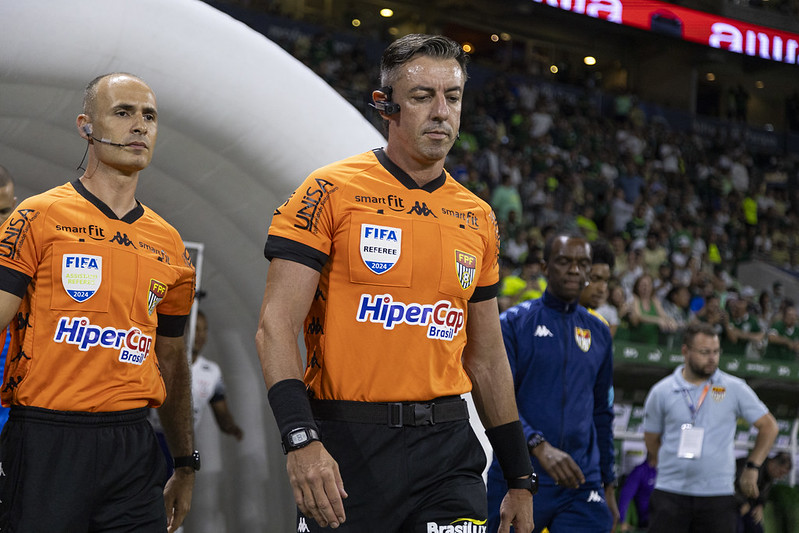 Dérbi 209: após apitar Palmeiras x Corinthians, Claus é escolhido para Ponte x Guarani