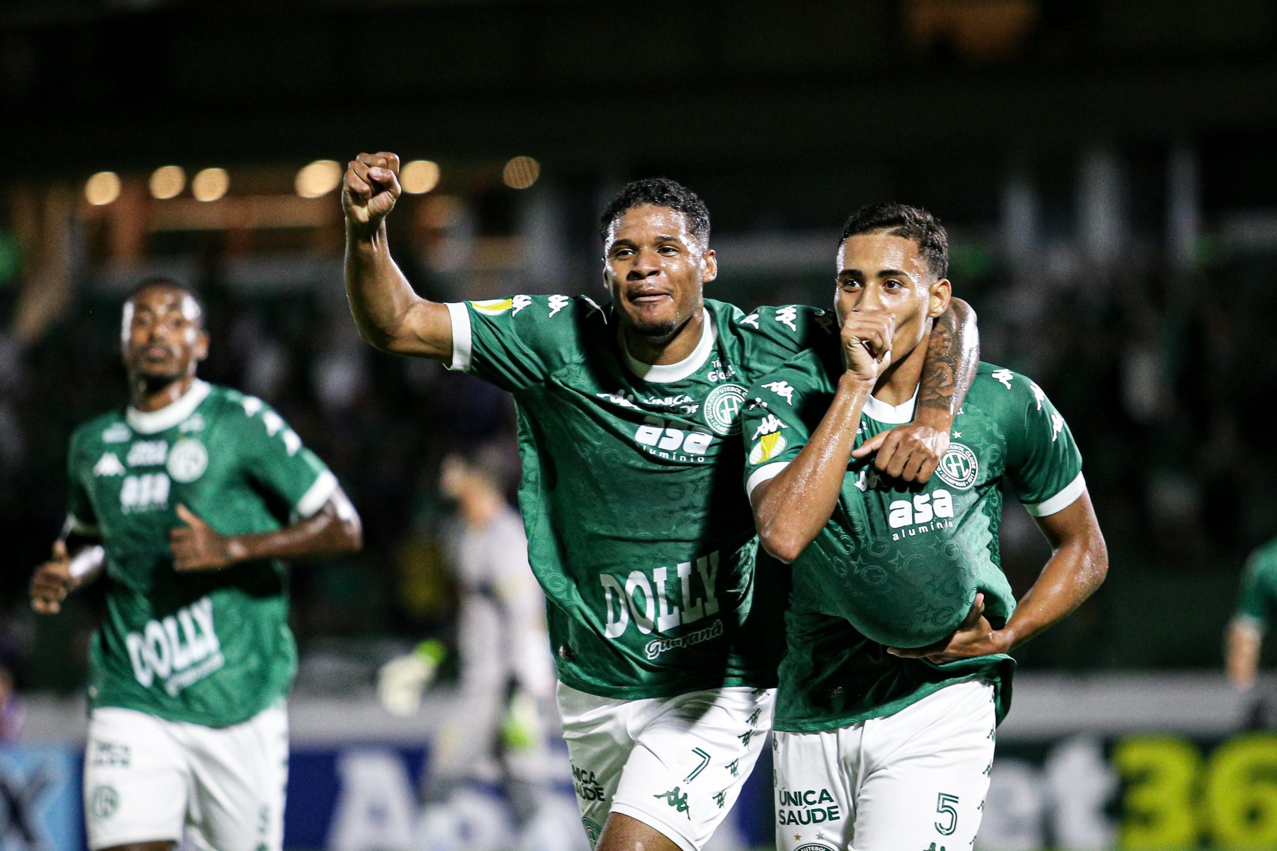 Guarani 4×0 Água Santa: goleada eleva moral para o dérbi
