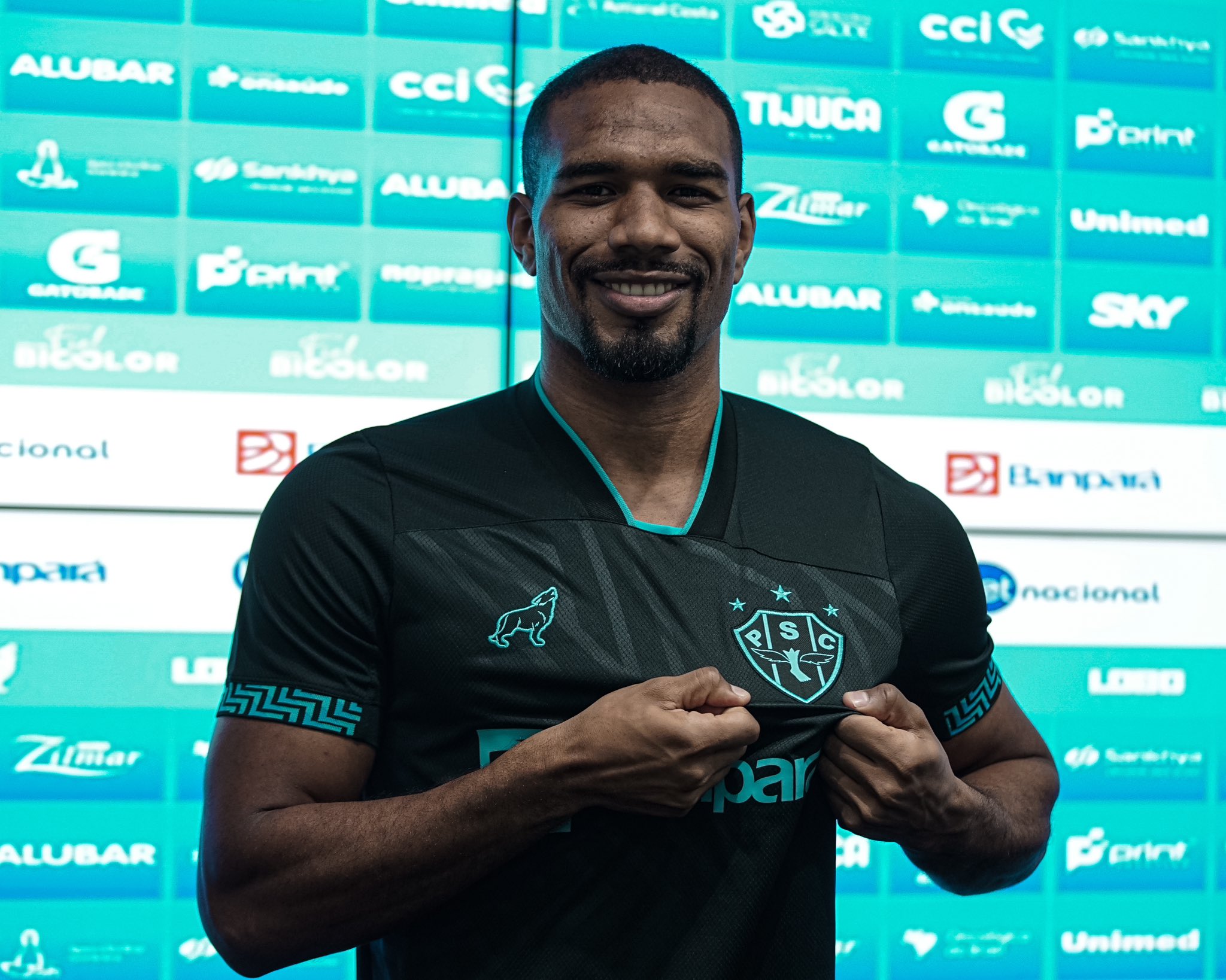 Ponte Preta: clube busca opções para a lateral esquerda e avalia ex-Paysandu