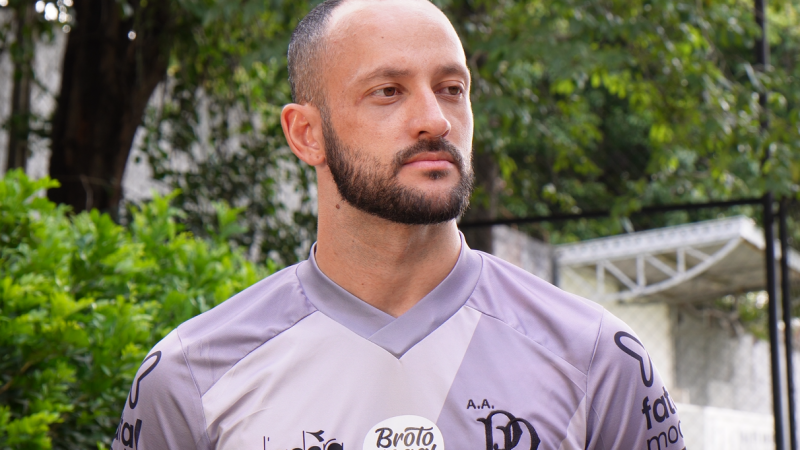 Ponte Preta: Justiça oficializa saída de Diego Tavares, agora reforço do Botafogo-PB